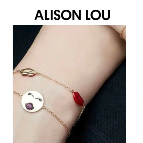 Alison Lou Kiss by the yard Bracelet 👄👄👄👄 - Picture 8 of 10